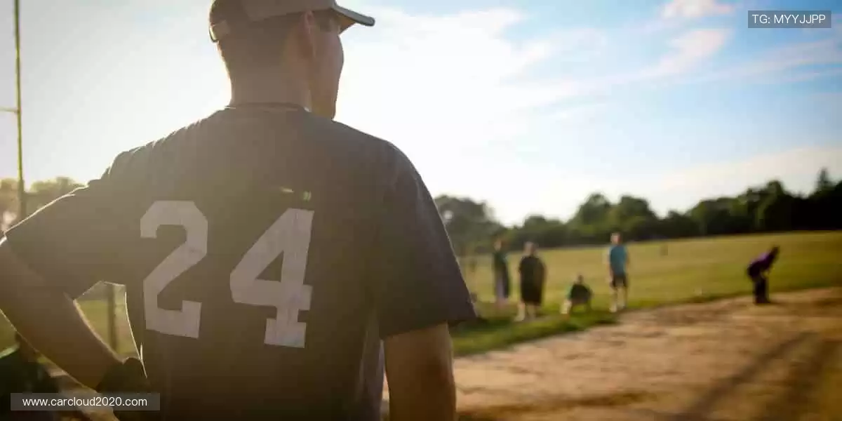 🏆冠军同款，周边好物助你闪耀赛场！